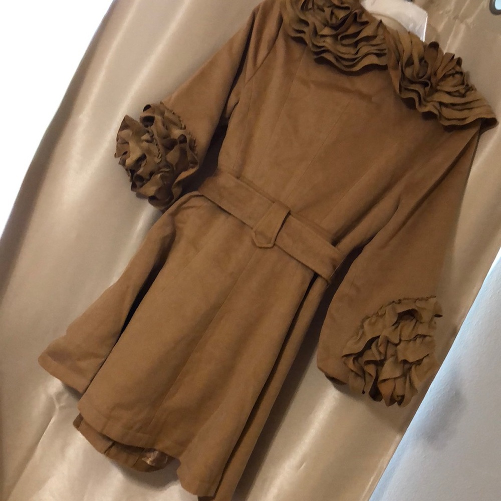 Ruffled Jacket - Picture 4 of 4